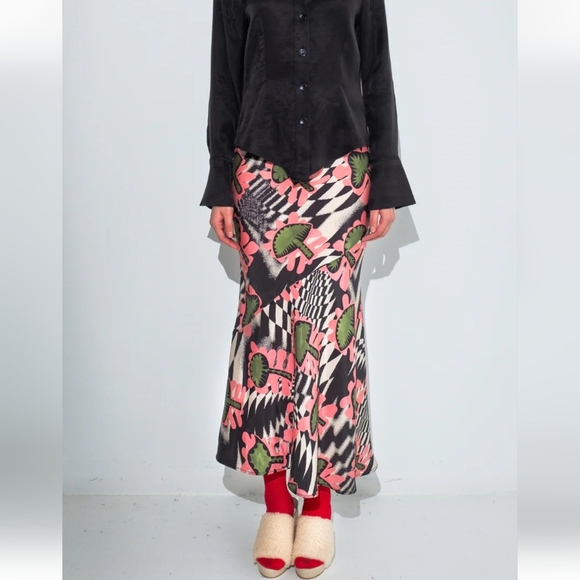 UNTITLED IN MOTION Lelaki Midi Skirt Boho Mushroom Print. Pink/green Multi. SM - Picture 2 of 16